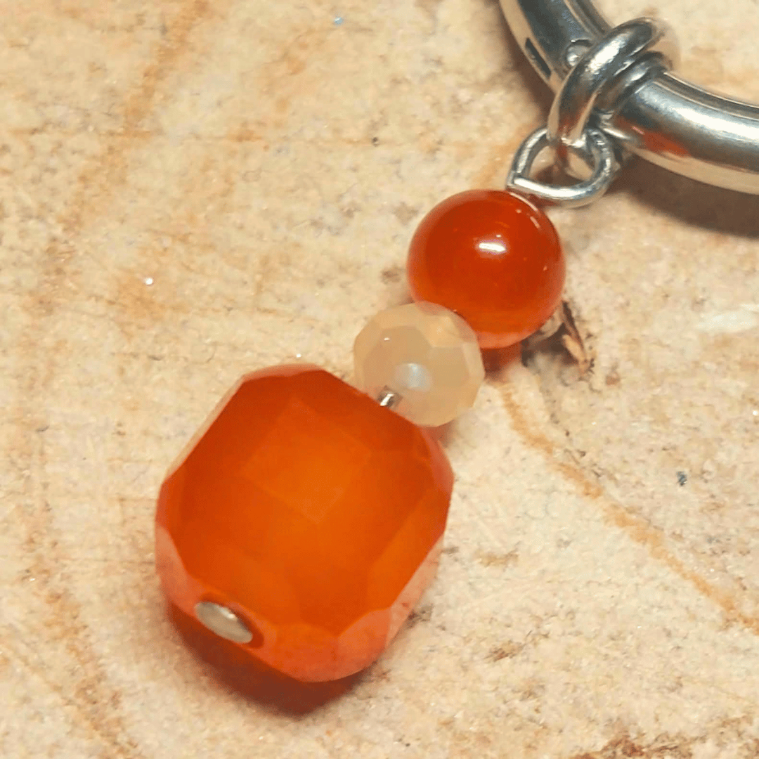 Créoles CARLA – Cornaline et cristal de verre