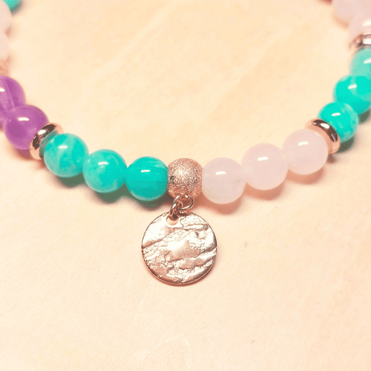 Bracelet Athéna – Amazonite, Améthyste & Quartz Rose