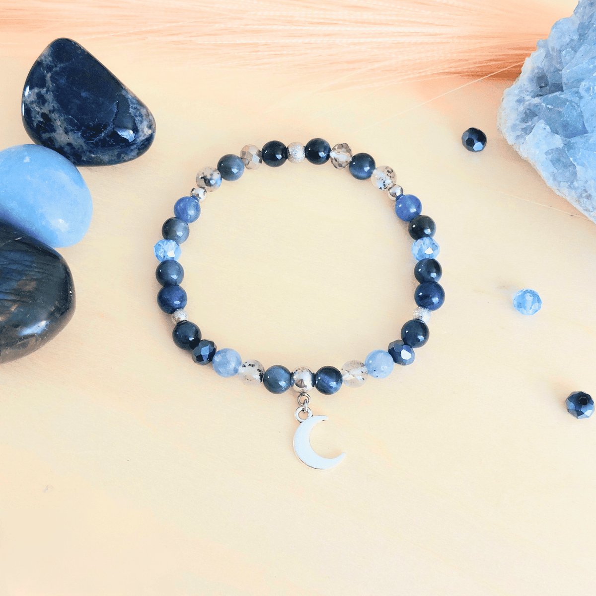 Bracelet Séléné – Œil de Faucon, Labradorite, Sodalite & Tanzanite